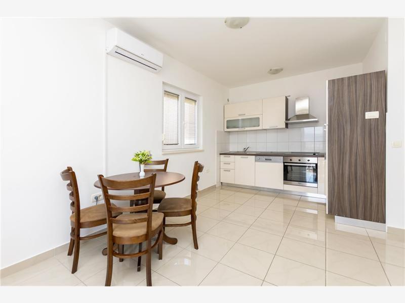 Apartmani Livajic Duce Ngoại thất bức ảnh