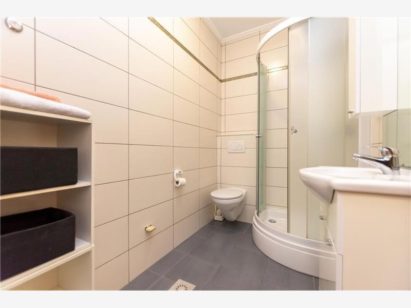Apartmani Livajic Duce Ngoại thất bức ảnh